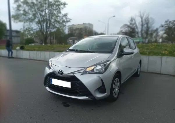 toyota yaris łódź Toyota Yaris cena 48900 przebieg: 68900, rok produkcji 2020 z Łódź